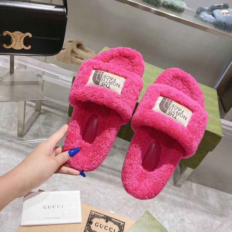 G*u*i slippers